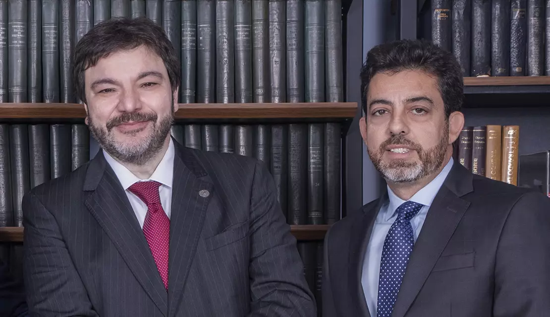 Paulo Henrique Cremoneze e Rubens Walter Machado Filho